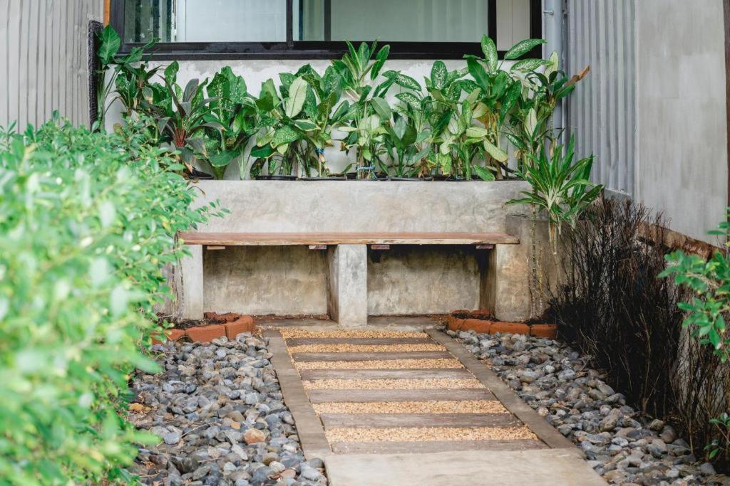 Qbix Hotel Khon Kaen Exterior photo